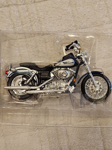 Maisto 2002 fxdl dyna low - dyna,